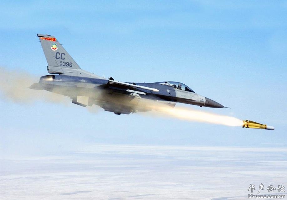 飞机发射导弹视频,揭示现代空中力量的威力与重要性,现代空中力量的威力与重要性,飞机发射导弹实战视频揭秘