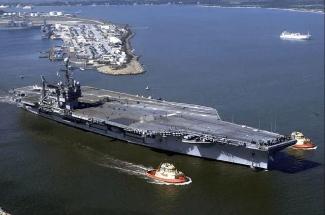 中国大号航母究竟有多大?揭秘其震撼尺寸与实力,中国航母震撼尺寸与实力大揭秘,究竟有多大?