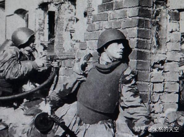 揭秘中国陆军第12集团军直属队的荣耀与使命,中国陆军第12集团军直属队,荣耀与使命的揭秘