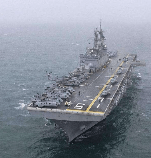 黄蜂级两栖攻击舰的退役时间,历史、现状与未来展望,黄蜂级两栖攻击舰,退役、历史、现状与未来展望分析