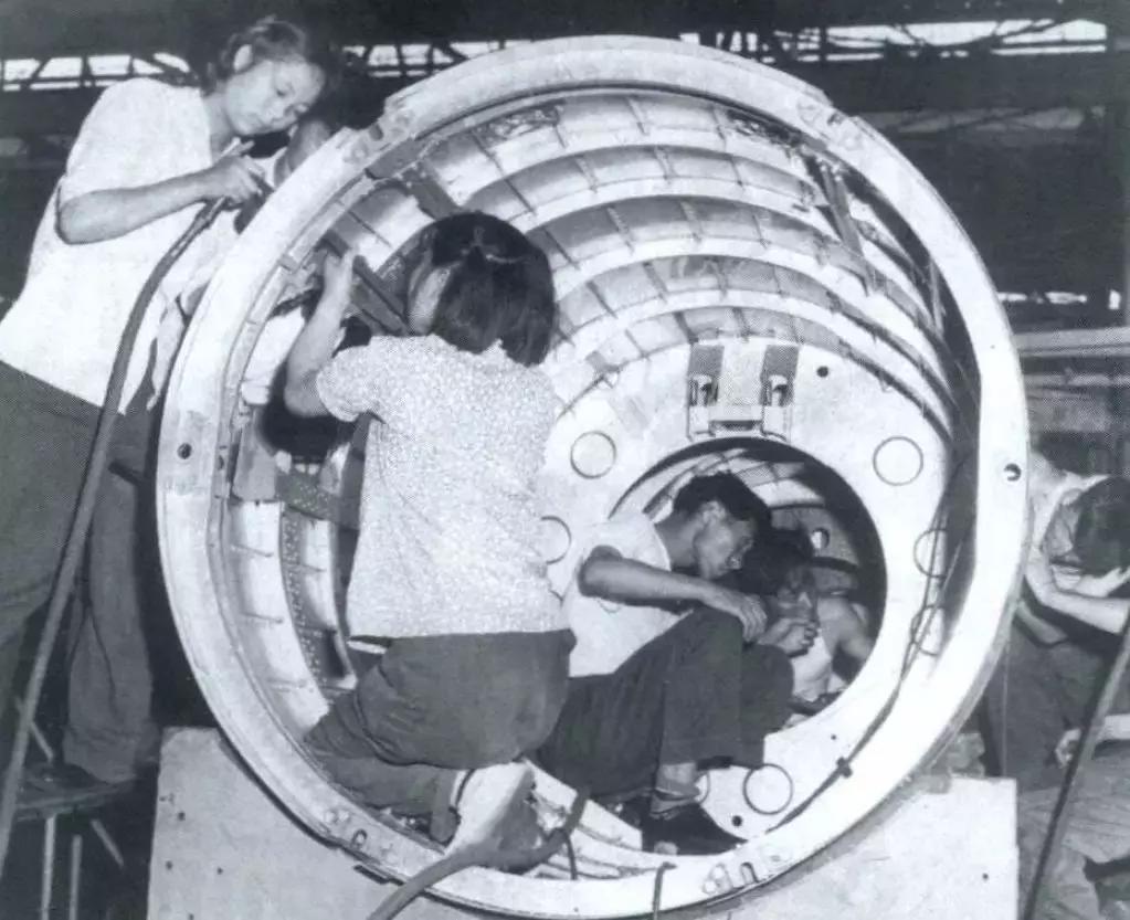 揭秘中国最新战机歼-60,图片展示与性能解析,揭秘,中国最新战机歼-60,图片展示与性能深度解析