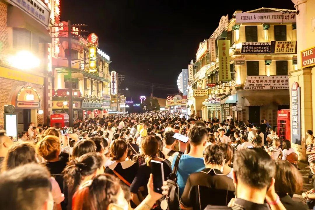 四川舰的长度,揭示中国海军新巨舰的壮丽身姿,四川舰壮丽身姿揭秘,中国海军新巨舰的长度