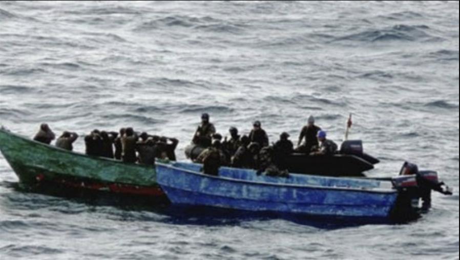 海军如何处置海盗,国际安全的重要一环,海军处置海盗行动,国际安全的关键环节