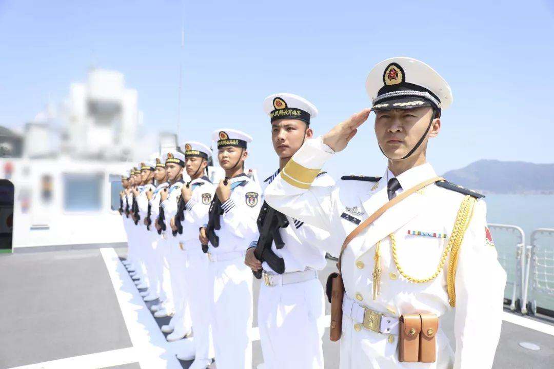 中国海军义乌舰，捍卫海洋权益，展示大国力量，中国海军义乌舰，捍卫海洋权益，展现大国威严