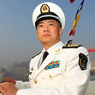 第一任舰长,荣耀与使命的承载者,第一任舰长,荣耀与使命的领航者