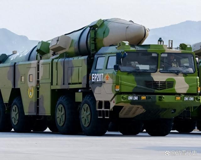 普京一口气购买36枚东风导弹,大国战略的坚定决策,普京采购36枚东风导弹,大国战略的坚定决策行动