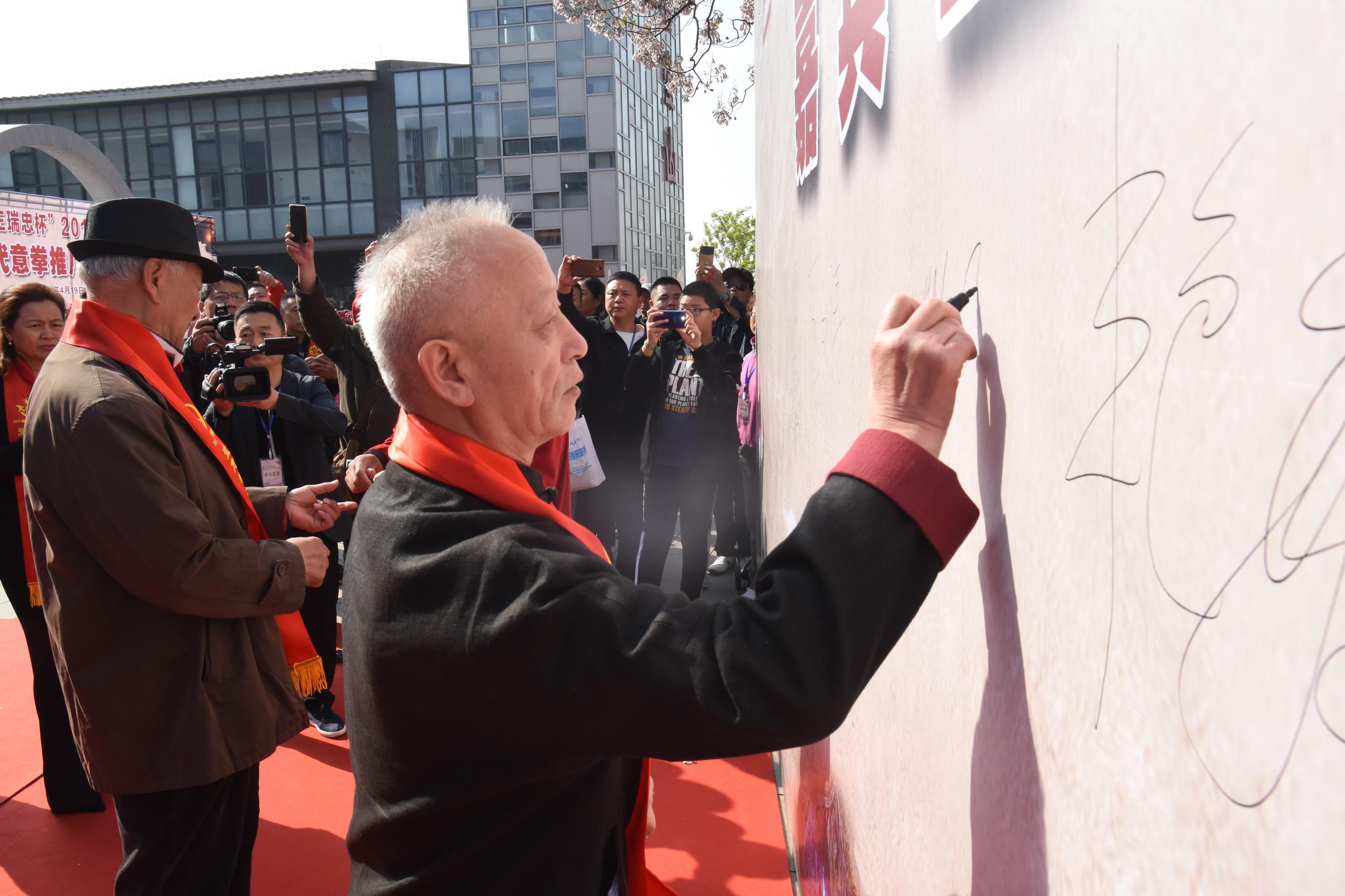 深度探索与解析