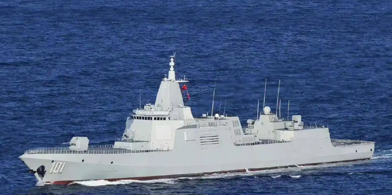 中国海军的崭新力量，052C驱逐舰升级改造纪实，中国海军新力量崛起，052C驱逐舰升级改造实录