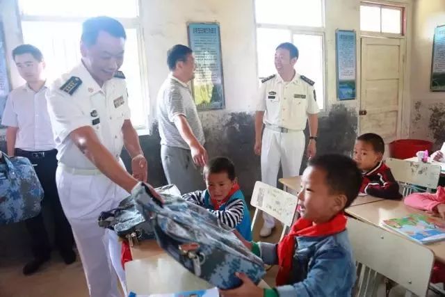 依法治军从严治军存在的矛盾及对策探讨，依法治军从严治军面临的矛盾及对策探讨