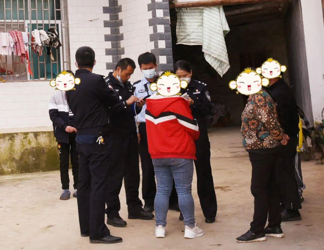 中国女标兵照片,展现力量与荣耀的时代风采,中国女标兵照片,力量与荣耀的时代风采展示