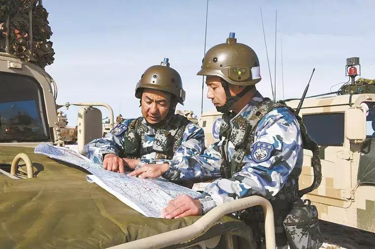 揭秘2015年朱日和军演,壮观的军事盛宴,揭秘朱日和军演,壮观军事盛宴回顾(2015年)