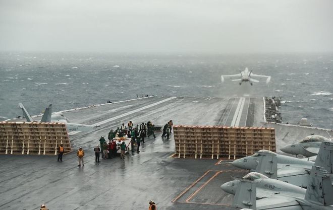 美国福特号航母抗爆测试,探索先进军事科技的尖端领域,美国福特号航母抗爆测试,探索军事科技尖端领域的壮举