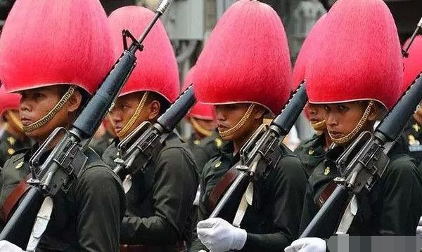 全球共同阅兵的历史时刻,回顾各国共同庆祝的历史节点,全球共同阅兵的历史时刻,各国共同庆祝的辉煌瞬间回顾