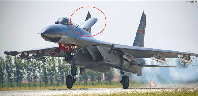 歼-16的原型并非苏-35,深度解析两款战斗机的差异与联系,歼-16与苏-35战斗机,差异与联系的深度解析