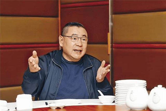 丁雄军的老婆家庭背景,深入探究与解析,丁雄军妻子家庭背景深度探究与解析