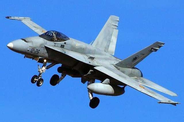 北约击落俄罗斯战机五架，国际安全局势下的深度分析，北约击落俄罗斯战机五架后的国际安全局势深度剖析