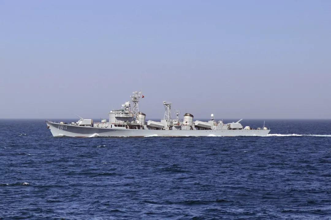 海军110舰，中国海军力量的骄傲，中国海军力量之骄傲，海军110舰风采展示