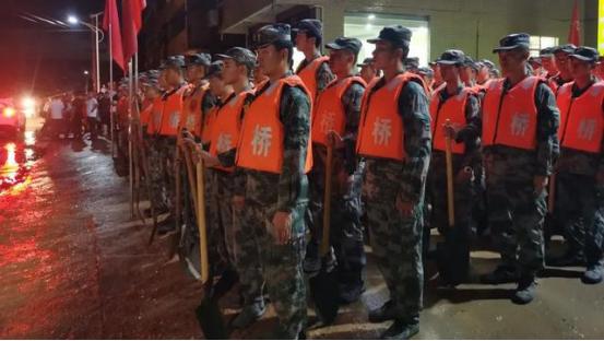 武汉市黄陂空军空降兵部队，荣耀与使命的交织，黄陂空军空降兵部队的荣耀与使命