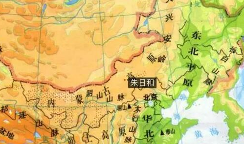朱日和位于内蒙古的地理位置及其重要性，内蒙古朱日和地理位置及其战略重要性概述