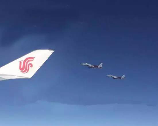 中国空军一号专机的负责团队，荣耀与使命的承载者，中国空军一号专机团队，荣耀与使命的守护者