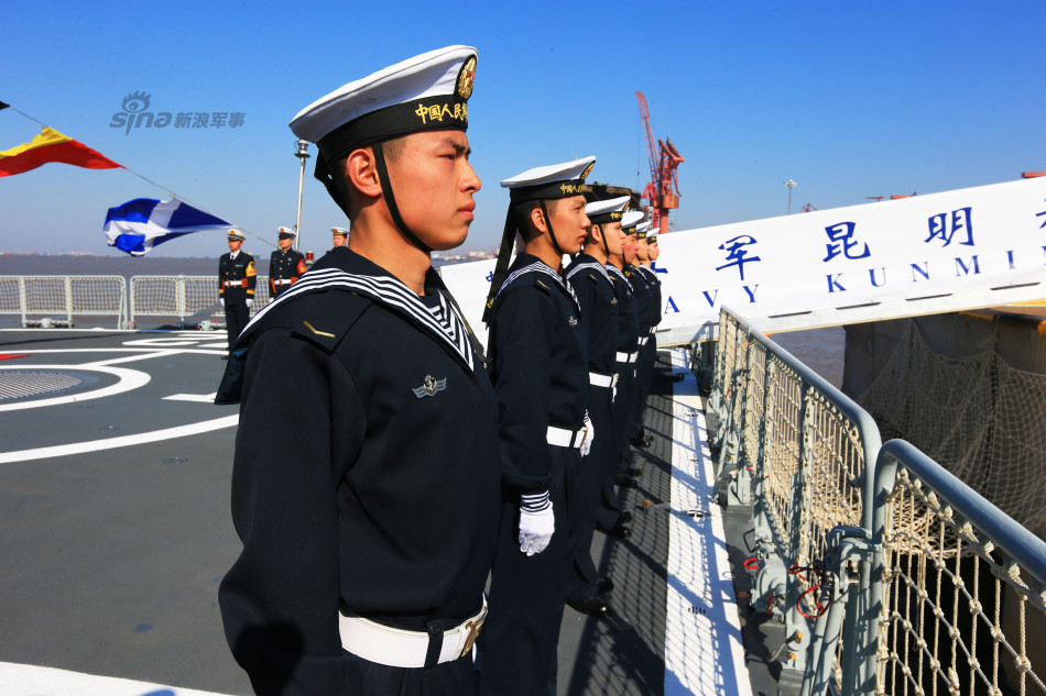 揭秘中国海军新利器，昆明舰的舰长与舰号，揭秘中国海军新利器，昆明舰舰长与独特舰号揭秘
