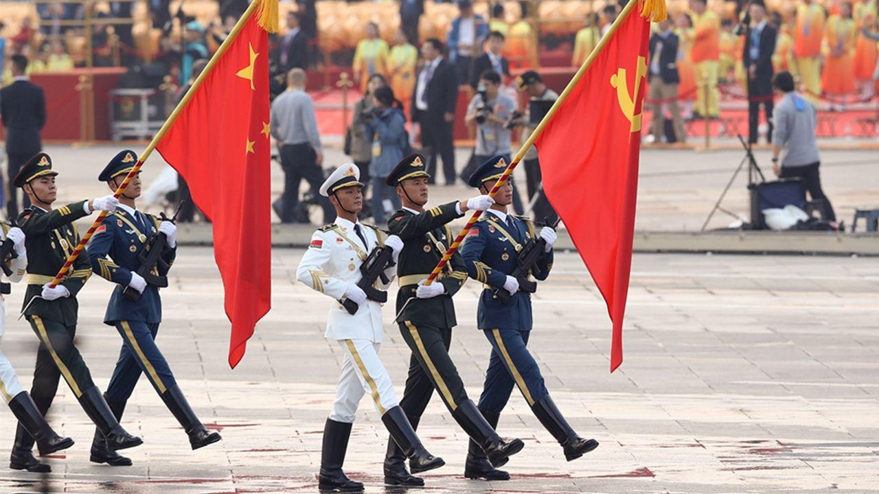 荣耀时刻，2019国庆大阅兵升旗仪式，荣耀时刻，2019国庆大阅兵升旗仪式盛况