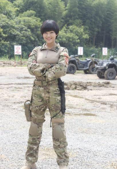 中国女特种兵电视剧免费观看，铁血与柔美的碰撞，中国女特种兵，铁血与柔美的碰撞（电视剧免费观看）