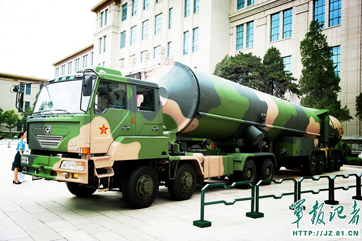 长剑-10巡航导弹图片大全，揭示现代军事力量的锐利之箭，长剑-10巡航导弹图片集，展现现代军事力量的锐利之剑
