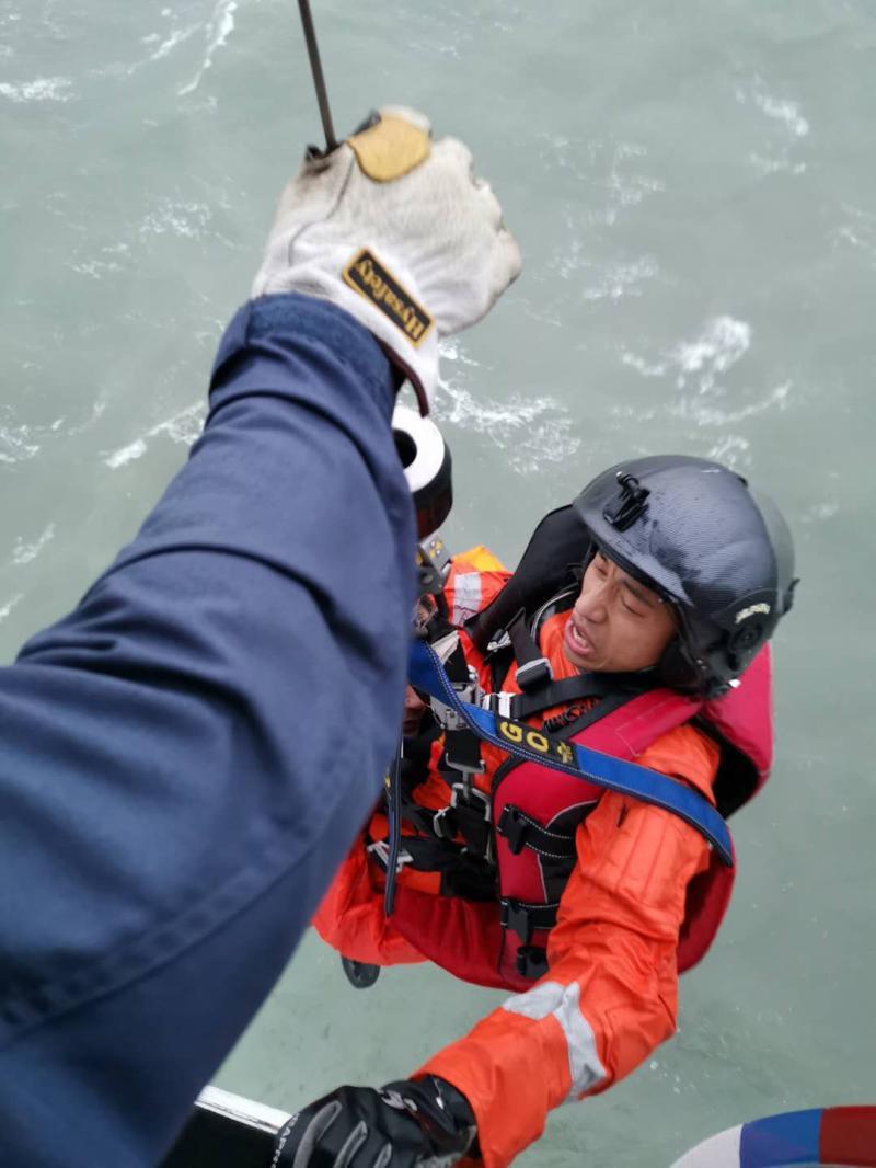福建舰与东海舰队，共创海上新篇章，福建舰与东海舰队携手开启海上新篇章
