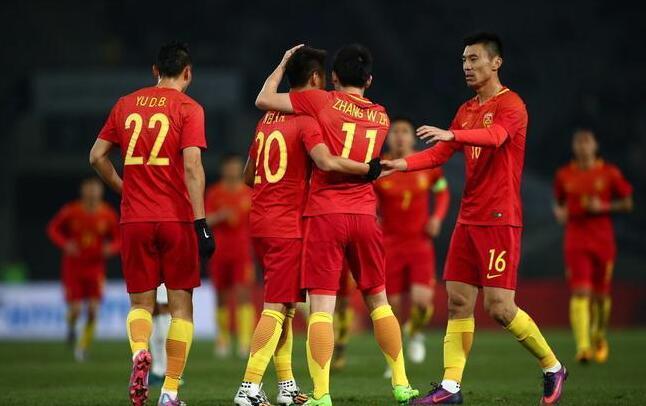 国际观察员视角下的中国国足，国际观察员眼中的中国国足发展透视