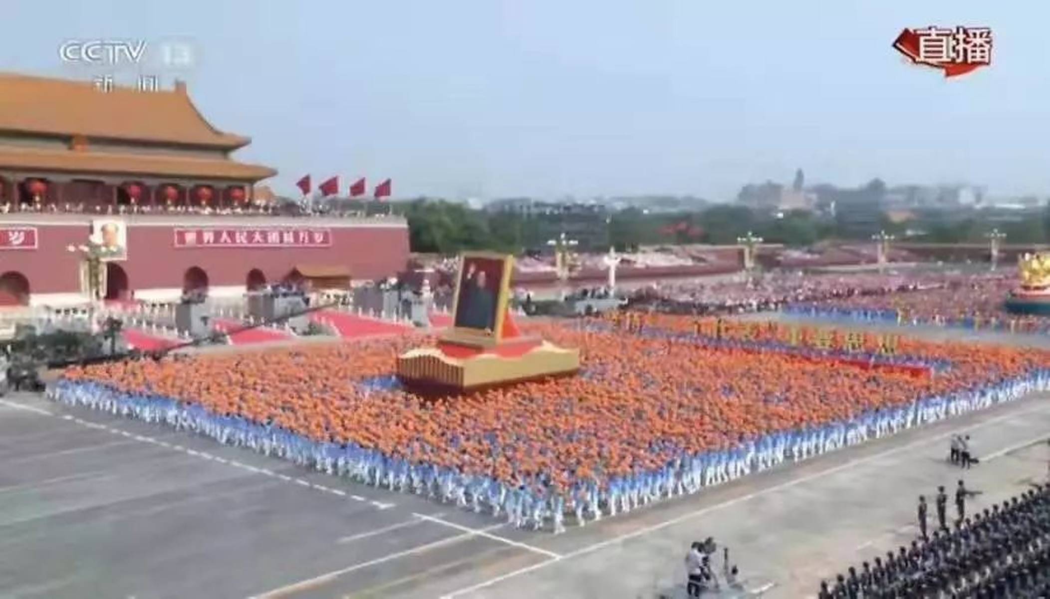 庆祝中华人民共和国成立七十周年阅兵方阵图片回顾与展望，中华人民共和国成立七十周年阅兵方阵回顾与展望，荣耀瞬间与未来展望