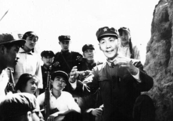集团军与兵团，组织结构与作战功能的差异，集团军与兵团，组织结构与作战功能的对比解析