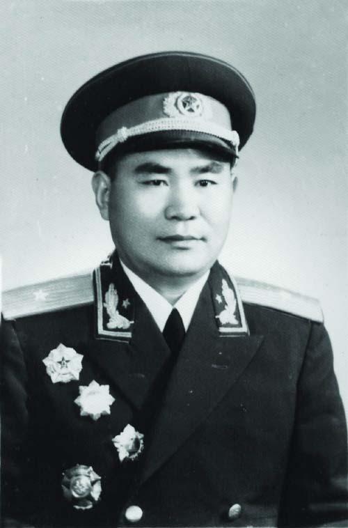 揭秘中国陆军精英，38集团军师长的风采，揭秘中国陆军精英，38集团军师长风采展露