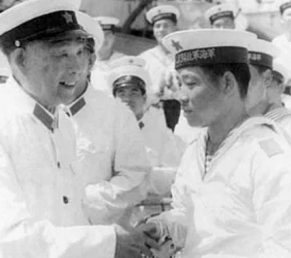 中国航母编制人数详解，中国航母编制人数揭秘