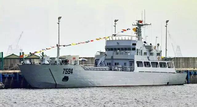 揭秘中国海军的得力助手，069型登陆艇参数详解，揭秘中国海军得力助手，069型登陆艇参数深度解析