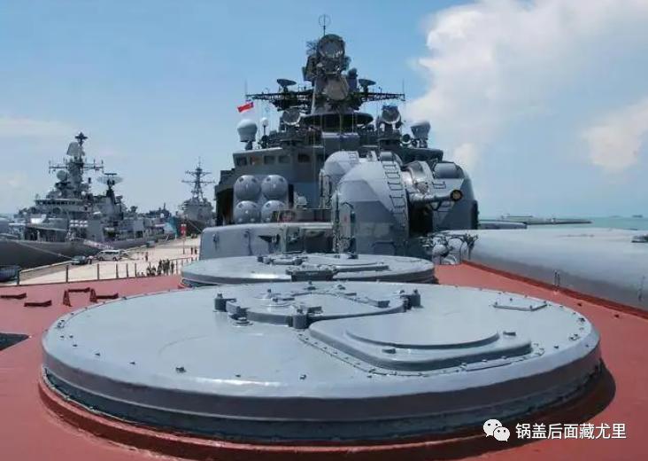 反潜舰，深海中的守护者，深海守护者，反潜舰的传奇之旅