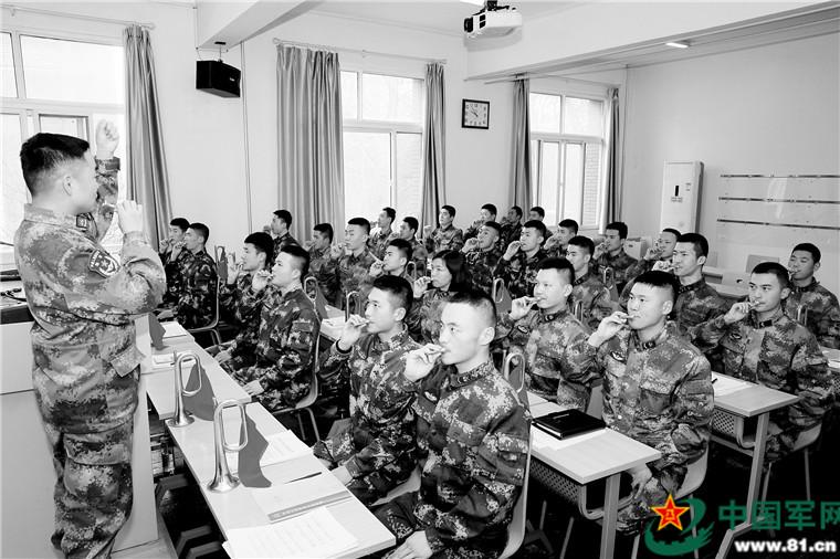 国防军事教育学院，培养新时代军事人才的摇篮，国防军事教育学院，新时代军事人才的摇篮培养基地