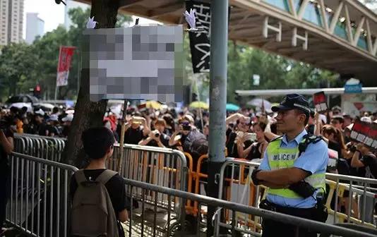 今晚香港9点35分，一场盛大的活动即将拉开帷幕。这是一个充满活力和激情的时刻，标志着新的一年的开始。本文将为您详细介绍这场活动的背景、准备工作、精彩瞬间以及深远影响。，香港今晚9点35分盛大活动，揭幕新年的活力与激情时刻