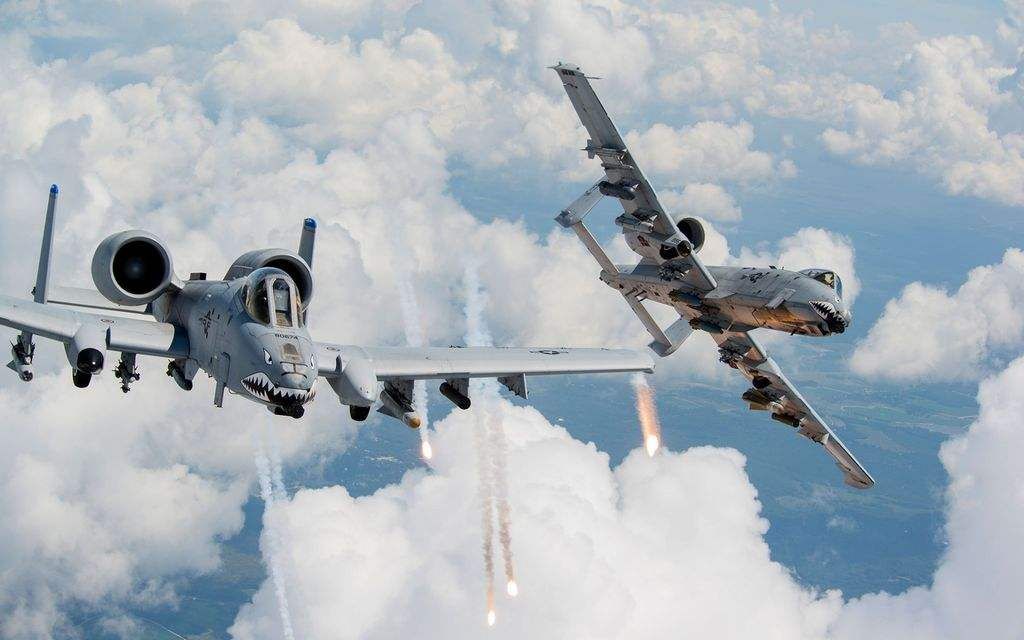A-10攻击机全挂载武器，空中力量的锐利之剑，A-10攻击机全挂载武器，空中锐利之剑展现实力