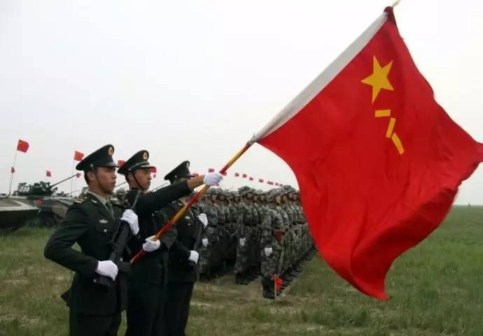 中国人民解放军军旗规定及其象征意义，中国人民解放军军旗规定与象征意义解读