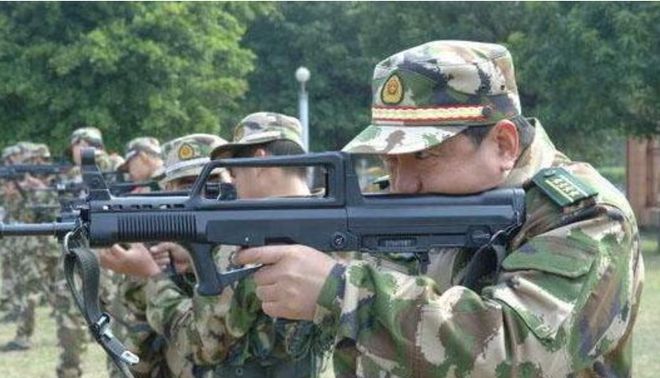 武警总队丁晓兵，英勇忠诚的卫士，武警总队丁晓兵，英勇忠诚的卫士楷模