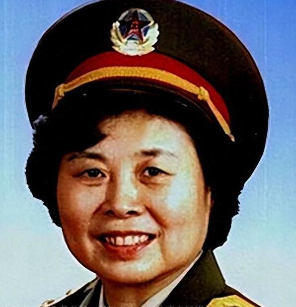 丁晓军将军的妻子，一位令人敬佩的女性典范，丁晓军将军妻子，女性典范的典范风采