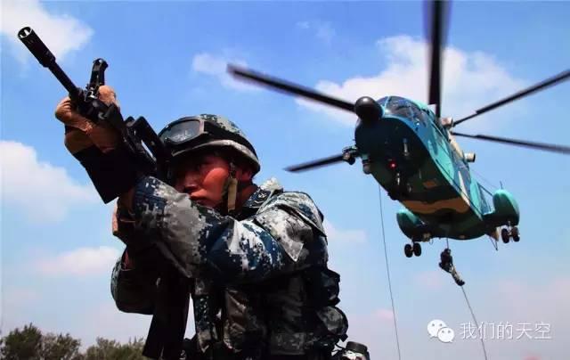 揭秘空降兵第十五军，一支精锐之师的荣耀与使命，揭秘精锐之师，空降兵第十五军的荣耀与使命